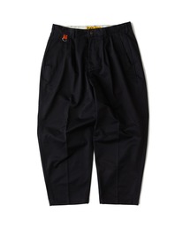 FAT（エフエイティー）の「BIGKAP（チノパンツ）」