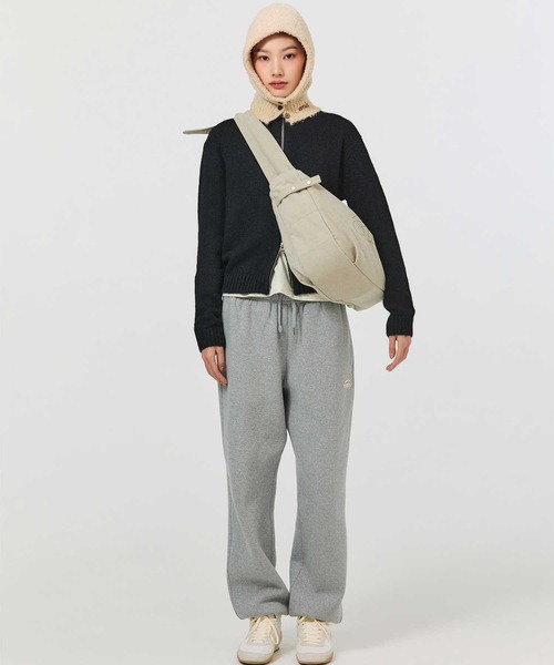 EMIS(イミス)の「(W) HEART LOGO ZIP CARDIGAN(カーディガン/ボレロ・レディース・ネイビー/ブラック/アイボリー・FREE)」の4枚目の写真