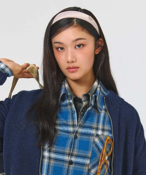 EMIS(イミス)の「(W) HEART LOGO ZIP CARDIGAN(カーディガン/ボレロ・レディース・ネイビー/ブラック/アイボリー・FREE)」の17枚目の写真