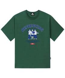 REFRESHING FRIENDS GRAPHIC Tシャツ - グリーン