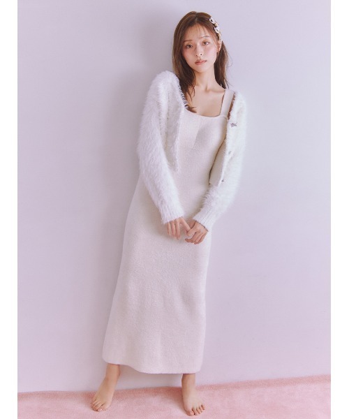 SNIDEL HOME(スナイデルホーム)の「【NEW YEAR'S SPECIAL ITEM】シャギーカーディガン×ワンピースセット(ルームウェア/パジャマ・レディース・オフホワイト/ブルー/モカ/ピンク・F)」の1枚目の写真