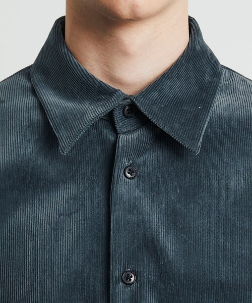 UNITED TOKYO（ユナイテッドトウキョウ）の「WOOL CORDUROY ロングスリーブシャツ　｜冬服/インナー/ウール/ストレッチ/起毛/通勤/冬シャツ（シャツ/ブラウス・メンズ・ダークグレー/ブラック/ネイビー・1/2）」の4枚目の写真