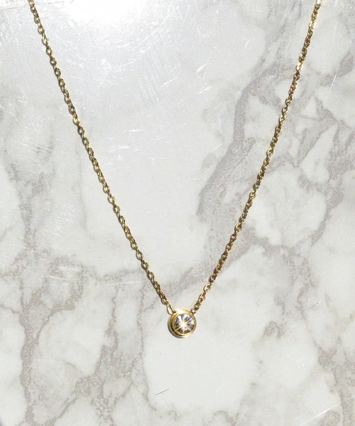 styiro（スタイロ）の「金属アレルギー対応 サークルフレームビジューステンレスネックレス（ネックレス・レディース・ゴールド/シルバー・FREE）」の2枚目の写真