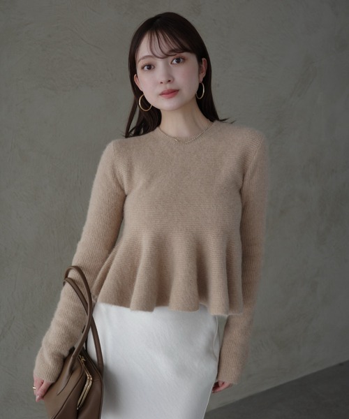 anuans（アニュアンス）の「【ZOZO限定カラー】ペプラムショートニット