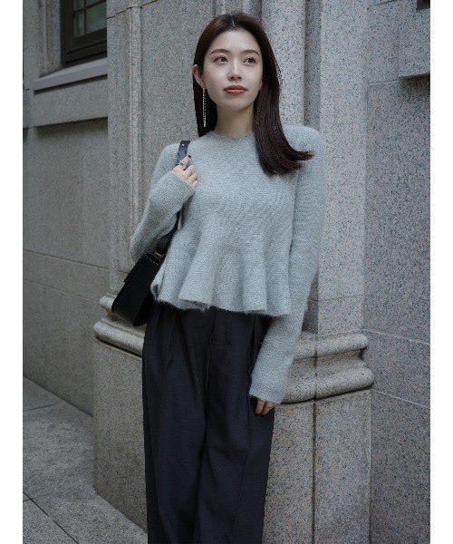 【新品未使用】アニュアンス(anuans)　ペプラムニットトップス(値下げOK) ペプラムニットトップス