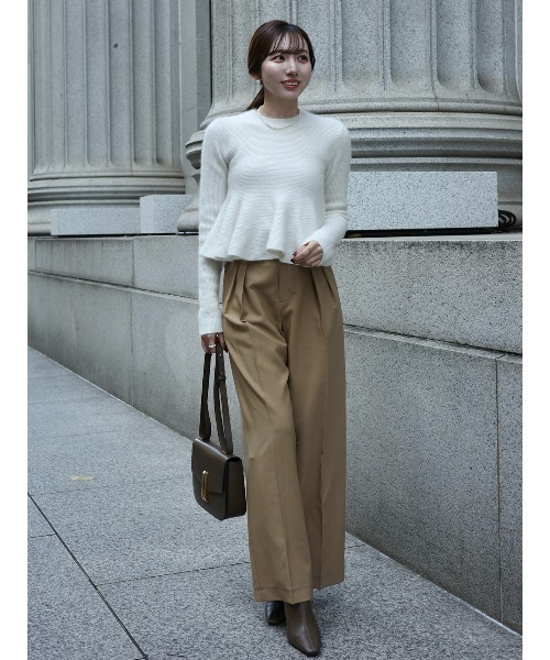 anuans(アニュアンス)の「【ZOZO限定カラー】ペプラムショートニットトップス(ニット/セーター・レディース・アイボリー/ブラック/グレー/ベージュ/レッド/チャコールグレー・S/M)」の15枚目の写真