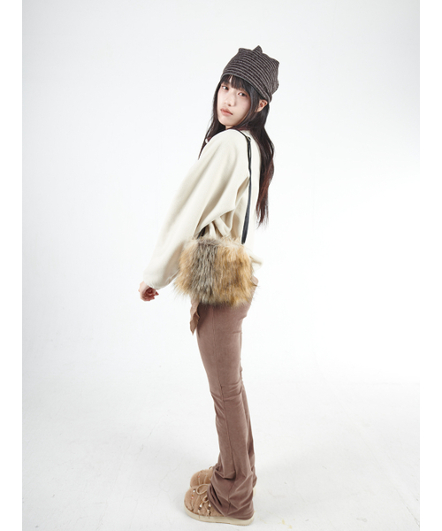 MUWM(ムウム)の「ファーリーパーバッグ Furry Paw Bag (2カラー)(メッセンジャーバッグ・レディース・ブラウン/ライトブラウン・FREE)」の7枚目の写真