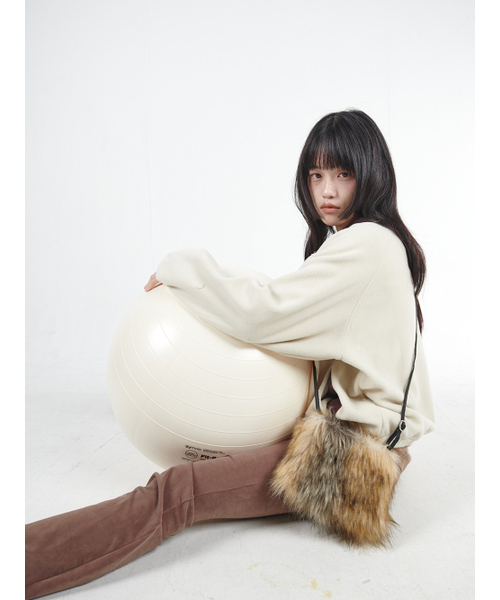 MUWM(ムウム)の「ファーリーパーバッグ Furry Paw Bag (2カラー)(メッセンジャーバッグ・レディース・ブラウン/ライトブラウン・FREE)」の8枚目の写真
