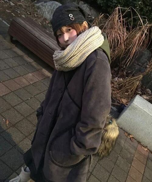 MUWM(ムウム)の「ファーリーパーバッグ Furry Paw Bag (2カラー)(メッセンジャーバッグ・レディース・ブラウン/ライトブラウン・FREE)」の14枚目の写真
