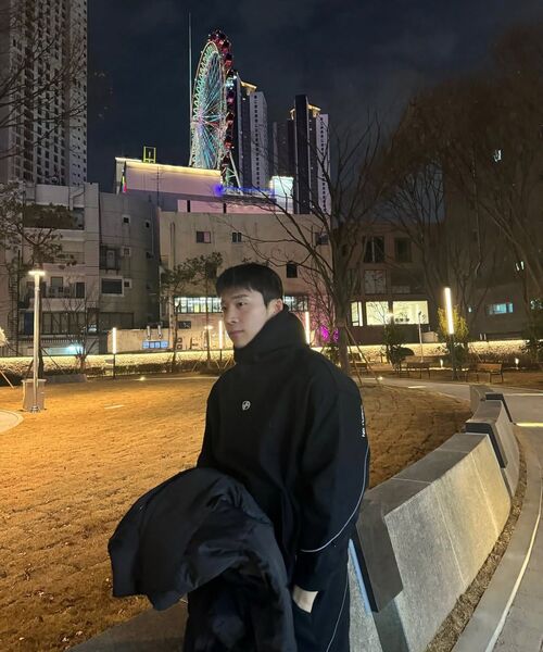 HYUNFIT（ヒョンフィット）の「REFLECTION TRACK PANTS-[BLACK]（スウェットパンツ・メンズ・その他・SMALL/MEDIUM/LARGE/X-LARGE）」の2枚目の写真