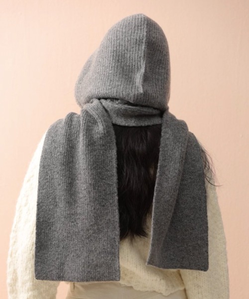 ADDITION STORE(アディションストア)の「【5色展開】\頭まですっぽり/フード型 ニットマフラー / asfm(マフラー・レディース・オフホワイト/グレー/ブルー/ブラック/レッド・FREE)」の13枚目の写真