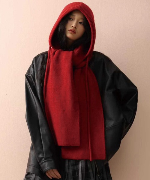 ADDITION STORE(アディションストア)の「【5色展開】\頭まですっぽり/フード型 ニットマフラー / asfm(マフラー・レディース・オフホワイト/グレー/ブルー/ブラック/レッド・FREE)」の6枚目の写真