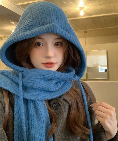 ADDITION STORE(アディションストア)の「【5色展開】\頭まですっぽり/フード型 ニットマフラー / asfm(マフラー・レディース・オフホワイト/グレー/ブルー/ブラック/レッド・FREE)」の20枚目の写真