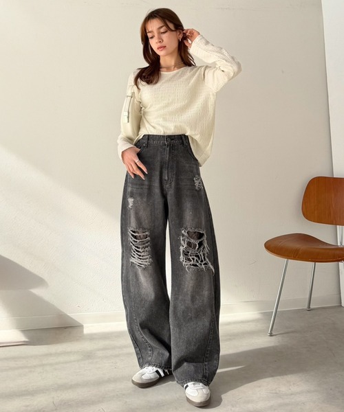 classicalelf(クラシカルエルフ)の「《9月下旬再入荷!予約受付中》レースにキュン!ラフに攻めて。綿100% レース付きダメージデニムカーブパンツ(デニムパンツ・レディース・ホワイト/ブルー/ブラック・X-LARGE/SMALL/MEDIUM/LARGE)」の12枚目の写真