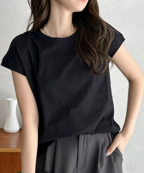 Eclat one(エクラワン)の「【Eclat one】ベーシック フレンチスリーブ T(Tシャツ/カットソー・レディース・パープル/オフホワイト/ブラック・FREE)」の1枚目の写真