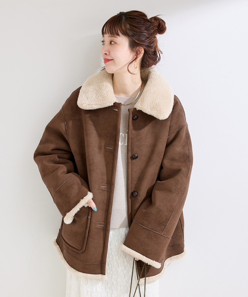 B.C STOCK（ベーセーストック）の「《S/Mサイズ展開》リバーシブルムートンライクコート2（ムートンコート・レディース・ブラック/ブラウン・SMALL/MEDIUM）」の2枚目の写真