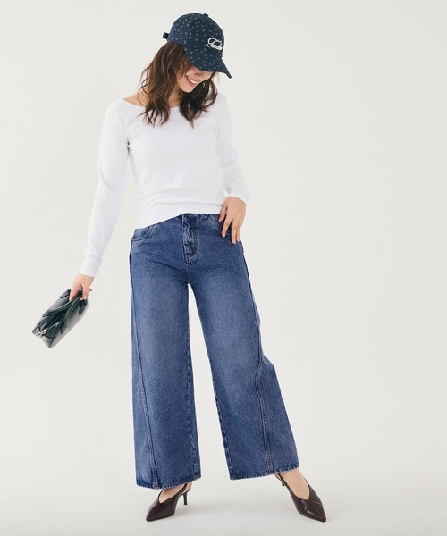 coca(coca)(コカ)の「ツイストシームデニムパンツ(デニムパンツ・レディース・ブラック/ブルー・L/M/S)」の9枚目の写真