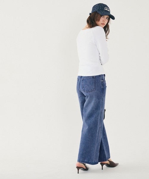 coca(coca)(コカ)の「ツイストシームデニムパンツ(デニムパンツ・レディース・ブラック/ブルー・L/M/S)」の10枚目の写真
