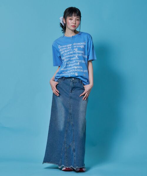 SEQUENZ(シークエンズ)の「※WEB限定 / シルバープリント / ぼかしプリントヘンリーネックT / sqnz silver star henley tee(Tシャツ/カットソー・レディース・ダークネイビー/ホワイト/ブルーグレー/ブラック・LARGE/MEDIUM/SMALL)」の17枚目の写真