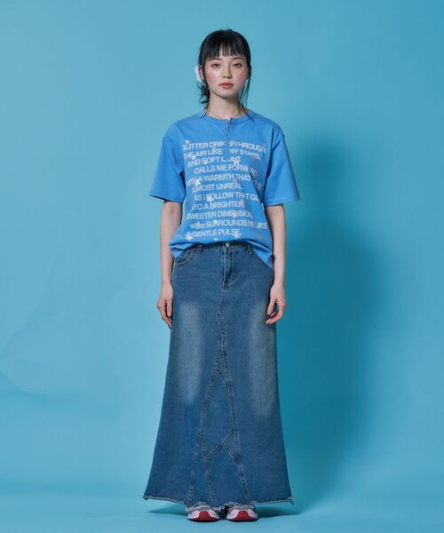 SEQUENZ(シークエンズ)の「※WEB限定 / シルバープリント / ぼかしプリントヘンリーネックT / sqnz silver star henley tee(Tシャツ/カットソー・レディース・ダークネイビー/ホワイト/ブルーグレー/ブラック・LARGE/MEDIUM/SMALL)」の18枚目の写真