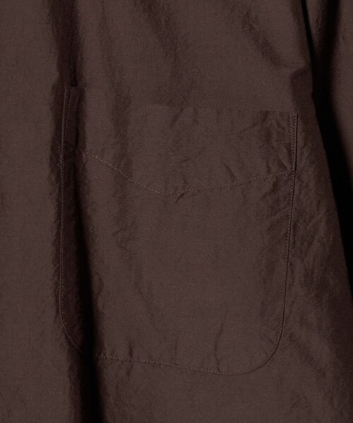 UNITED ARROWS(ユナイテッドアローズ)の「ヨネザワ シルクポプリン ボタンダウン シャツ「 SLOW & 」(シャツ/ブラウス・メンズ・ダークブラウン/ライトブルー・XL/L/M/S)」の21枚目の写真