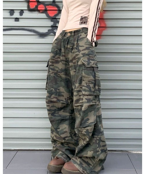 inst.ALL(インストール)の「ミリタリールーズカーゴパンツ(カーゴパンツ・レディース・カーキ・S/M/L)」の7枚目の写真