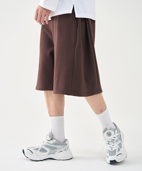 ARRAYED（アレイド）の「コンフィインバーテッドプリーツスウェットハーフパンツ[DARK GRAY]（その他パンツ・メンズ・その他・MEDIUM/LARGE/X-LARGE）」の3枚目の写真