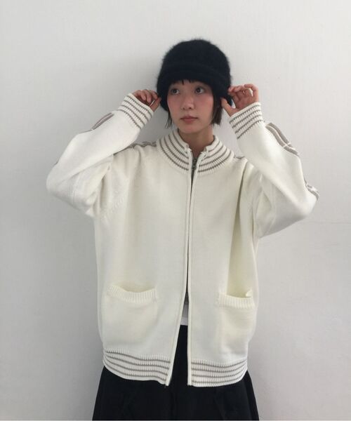 ISTKUNST（イストクンスト）の「STAR TRACK KNIT ZIP UP_IVORY(IK2FFMK684A)（ニット/セーター・レディース・アイボリー・S/M/L）」の2枚目の写真