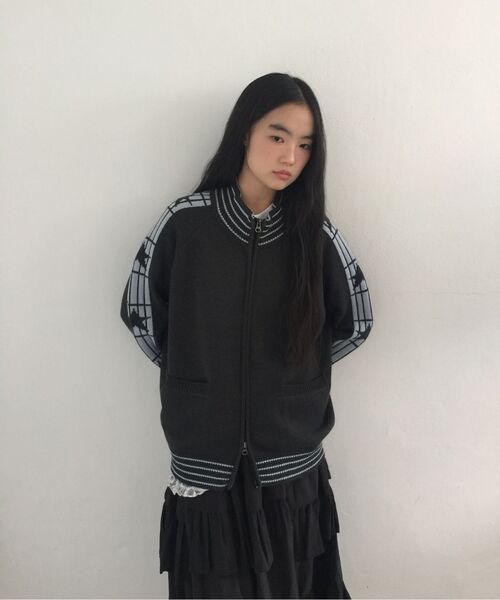 ISTKUNST（イストクンスト）の「STAR TRACK KNIT ZIP UP_IVORY(IK2FFMK684A)（ニット/セーター・レディース・アイボリー・S/M/L）」の3枚目の写真