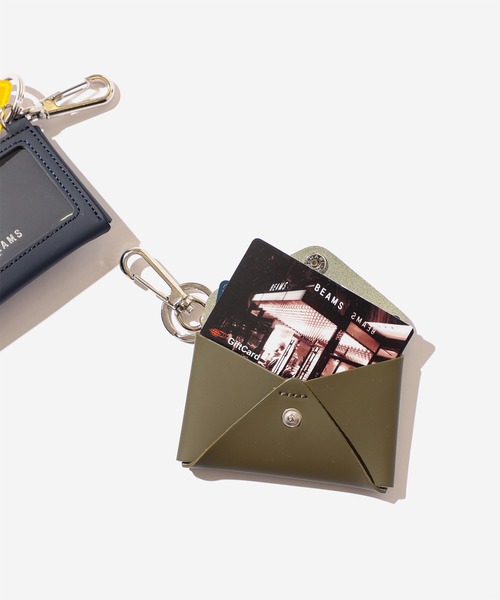 bpr BEAMS(ビーピーアール ビームス )の「bPr BEAMS / ラバーレザー カードケース キーホルダー(キーホルダー・レディース・ブラック/カーキ/レッド/イエロー/グレー/ネイビー・ONE SIZE)」の3枚目の写真