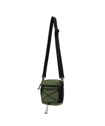 ISTKUNST（イストクンスト）の「ESSENTIAL CROSS BAG_OLIVE(IK2DMMAB42A)（メッセンジャーバッグ）」