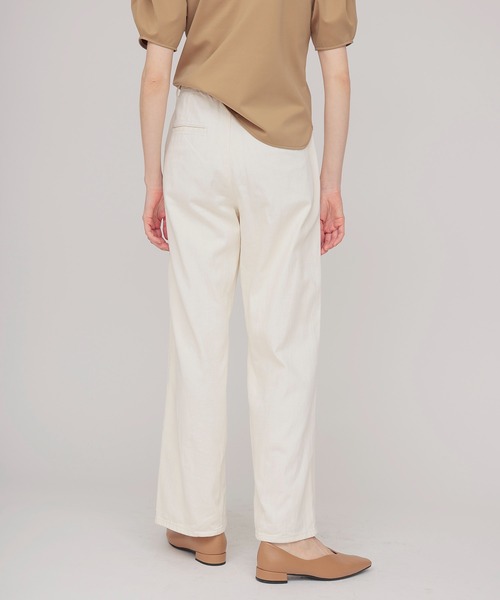 YANUK(ヤヌーク)の「YANUK / Relax LILITH WHITE(リラックスストレートデニム 57162309)(デニムパンツ・レディース・ホワイト・38/36)」の3枚目の写真