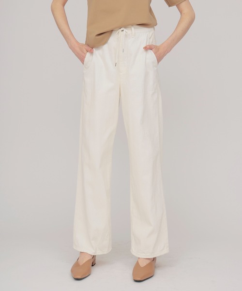 YANUK(ヤヌーク)の「YANUK / Relax LILITH WHITE(リラックスストレートデニム 57162309)(デニムパンツ・レディース・ホワイト・38/36)」の4枚目の写真