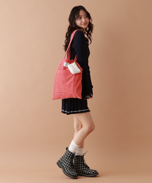 tiny tiny（ティニーティニー）の「アソート生地ポーチチャーム[tiny tiny(ティニーティニー)]（チャーム・レディース・ホワイト/ライトブルー・0）」の4枚目の写真