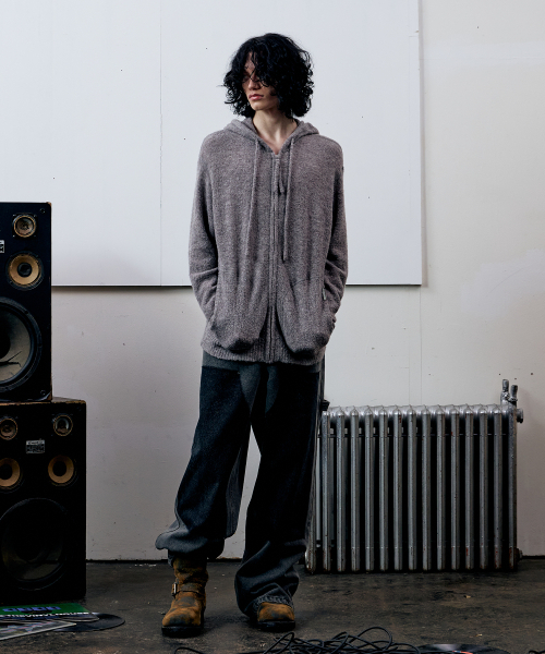 THEVINYLHOUSE(ザバイニルハウス)の「ROUND POCKET KNIT ZIP-UP GREY(パーカー・メンズ・その他・S/M/L)」の4枚目の写真
