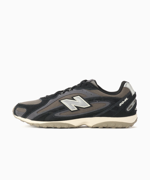 NEW BALANCE(ニューバランス)の「NEW BALANCE(ニューバランス)U204L5WZ(スニーカー・メンズ・チャコールグレー・26.5cm/26cm/25cm/24cm/29cm/28.5cm/28cm/27.5cm/27cm)」の1枚目の写真