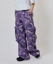 atmos pink | atmos pink Rose Camouflage Cargo Pants / アトモスピンク ローズ カモフラージュ カーゴ パンツ(その他パンツ)
