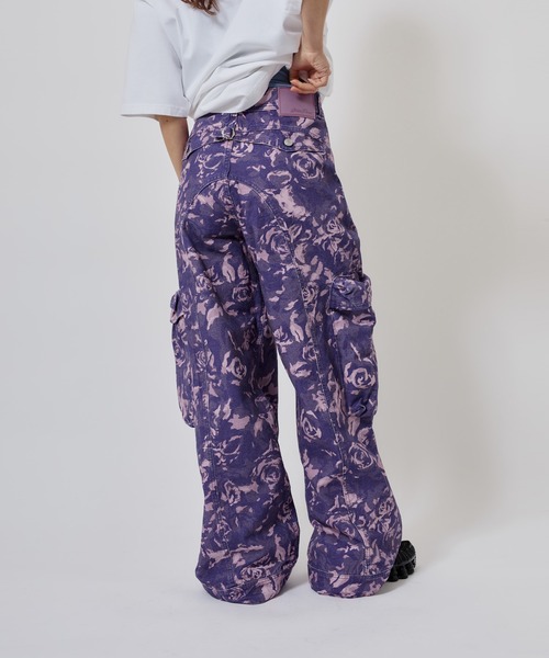 atmos pink（アトモスピンク）の「atmos pink Rose Camouflage Cargo Pants / アトモスピンク ローズ カモフラージュ カーゴ パンツ（その他パンツ・レディース・カーキ/ピンク・M/S）」の15枚目の写真
