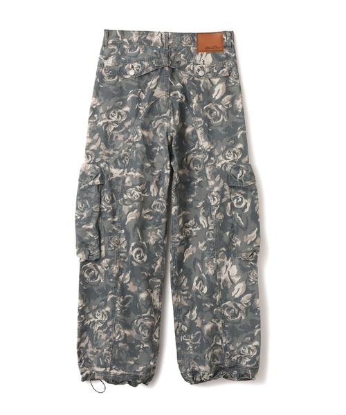 atmos pink（アトモスピンク）の「atmos pink Rose Camouflage Cargo Pants / アトモスピンク ローズ カモフラージュ カーゴ パンツ（その他パンツ・レディース・カーキ/ピンク・M/S）」の7枚目の写真