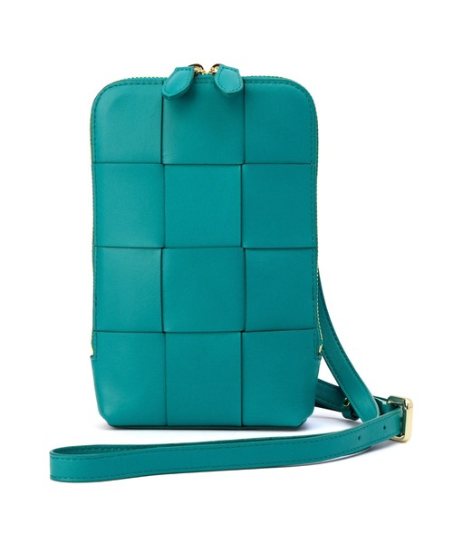 mieno（ミエノ）の「[mieno]イタリアンシープスキンメッシュ スマホポーチ（ショルダーバッグ・レディース・ターコイズブルー/ラベンダー/シルバー/オフホワイト/ブラック・FREE）」の4枚目の写真