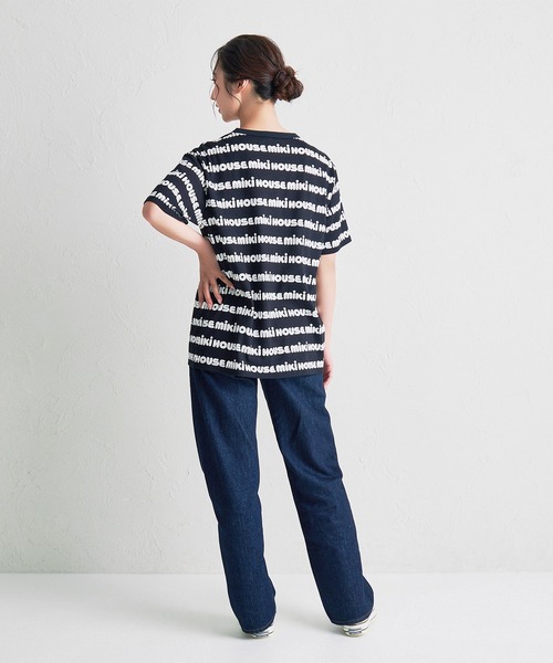 MIKI HOUSE(ミキハウス)の「【WEB限定】総柄ロゴ半袖Tシャツ(大人用)(Tシャツ/カットソー・レディース・マルチ/ブラック・L(175-185cm)/M(165-175cm)/S(155-165cm))」の4枚目の写真