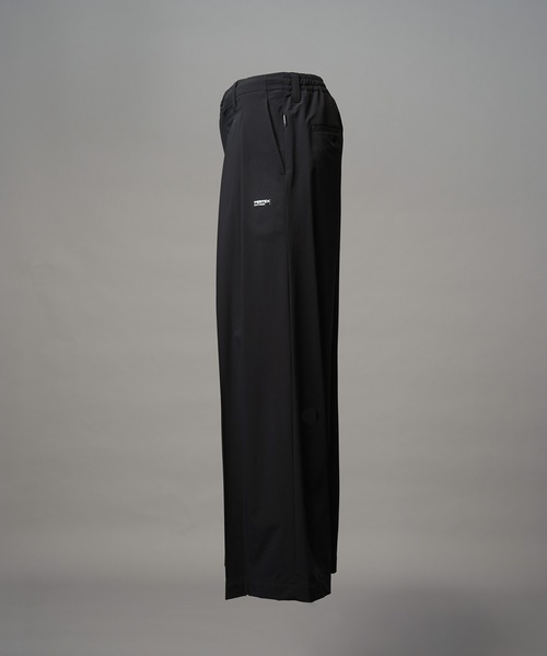 MAISON SPECIAL（メゾンスペシャル）の「《UNISEX》【PERTEX】Prime-Wide Two-tuck Trousers/【パーテックス】プライムワイドツータックスラックス【MAISON SPECIAL/メゾンスペシャル】■セットアップ対応■（スラックス・メンズ・ブラック/グレー/チャコールグレー・0/1/2）」の19枚目の写真