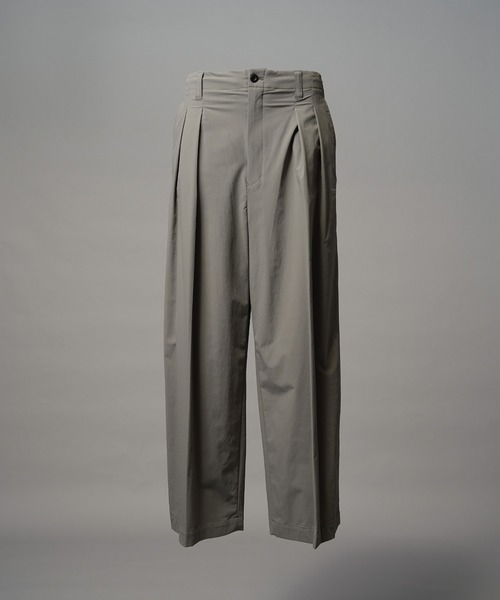 MAISON SPECIAL（メゾンスペシャル）の「《UNISEX》【PERTEX】Prime-Wide Two-tuck Trousers/【パーテックス】プライムワイドツータックスラックス【MAISON SPECIAL/メゾンスペシャル】■セットアップ対応■（スラックス・メンズ・ブラック/グレー/チャコールグレー・0/1/2）」の17枚目の写真