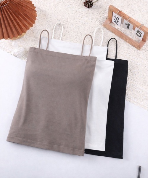 CLOTHY(クロシィ)の「【コンパクトなベアトップスタイル♪】カップ付ストレッチキャミソール(キャミソール・レディース・モカ/ブラック/オフホワイト・FREE)」の5枚目の写真