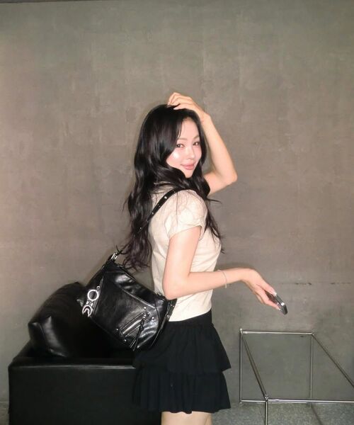 DEFGARMENTS（デフグラメンツ）の「EYELET SHOULDER BAG [BLACK]（ショルダーバッグ・レディース・その他・F）」の14枚目の写真