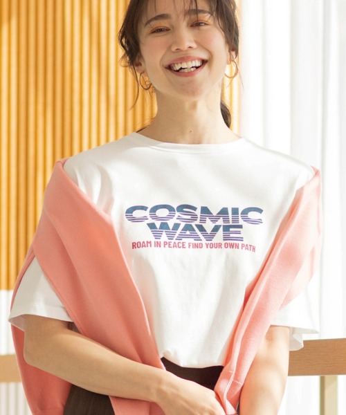 SHOO・LA・RUE（シューラルー）の「カジュアルプリントTシャツ（Tシャツ/カットソー・レディース・チャコール/ワイン系1/ホワイト/ブルー系その他2/ブラウン系その他・03/02）」の2枚目の写真