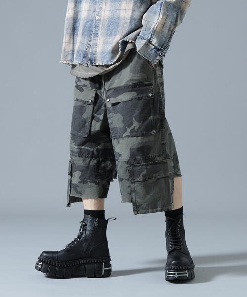 DANKE SCHON(ダンケシェーン)の「DankeSchon/ダンケシェーン/RIPSTOP W-CARGO SHORTS(カーゴパンツ・レディース・その他2/ブラック・L/M)」の2枚目の写真