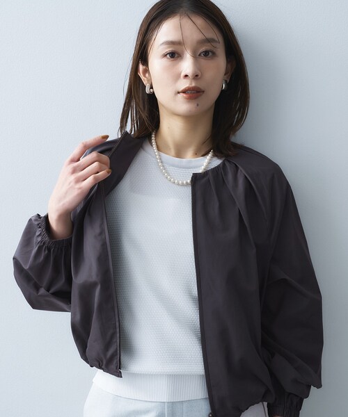 UNTITLED（アンタイトル）の「シャイニータイプライターブルゾン（ブルゾン・レディース・サンドベージュ/スミクロ・03/02/01/00/04/44/48/50）」の2枚目の写真