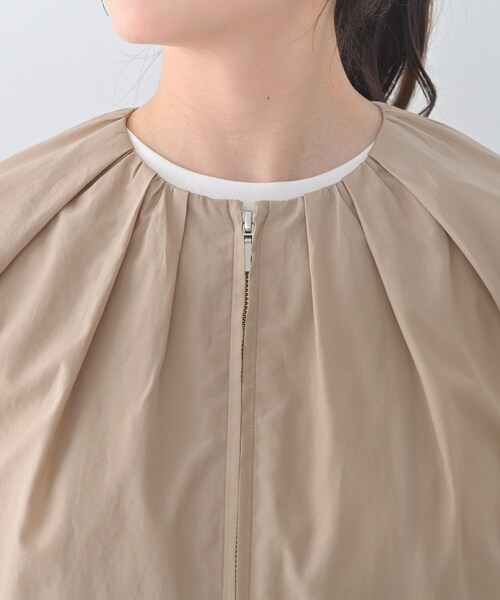 UNTITLED（アンタイトル）の「シャイニータイプライターブルゾン（ブルゾン・レディース・サンドベージュ/スミクロ・03/02/01/00/04/44/48/50）」の16枚目の写真