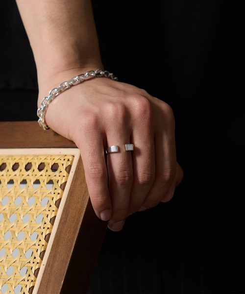 MAISON CLUB(メゾンクラブ)の「【MAISON CLUB】Open Stone Ring Silver925 KUN(リング・メンズ・グリーン/ブラウン/ホワイト/ネイビー/ターコイズブルー/ブラック・9)」の14枚目の写真